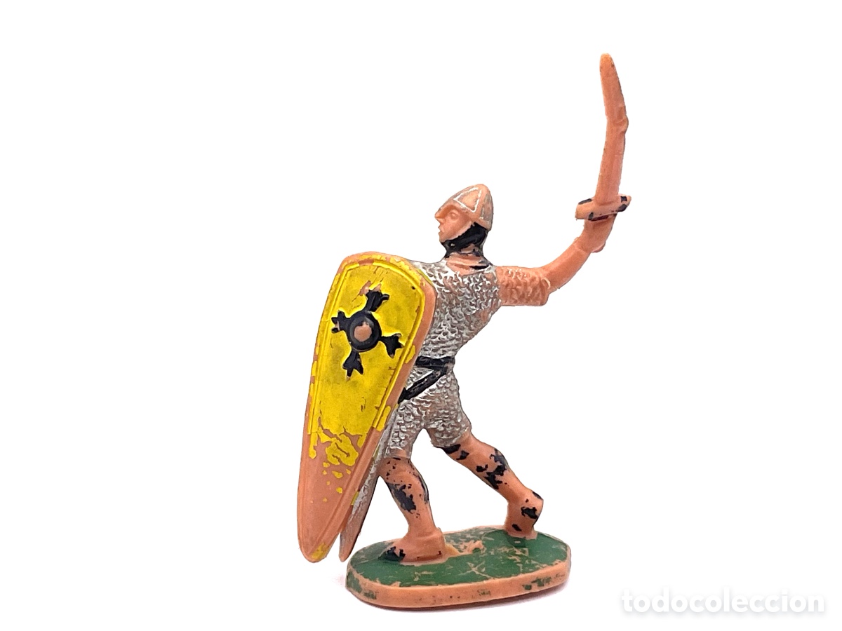 Figuras de goma y PVC: Antigua Figura en Pl&aacute;stico. Guerrero Epoca Medieval.