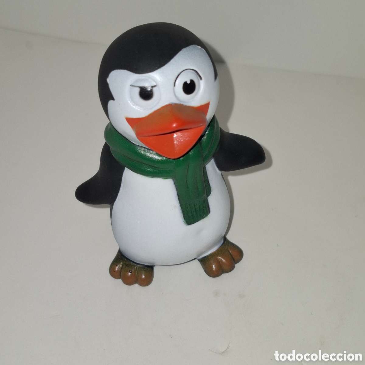 Figuras de goma y PVC: PINGU FIGURA DE GOMA PVC CHIFLE PINGUINO
