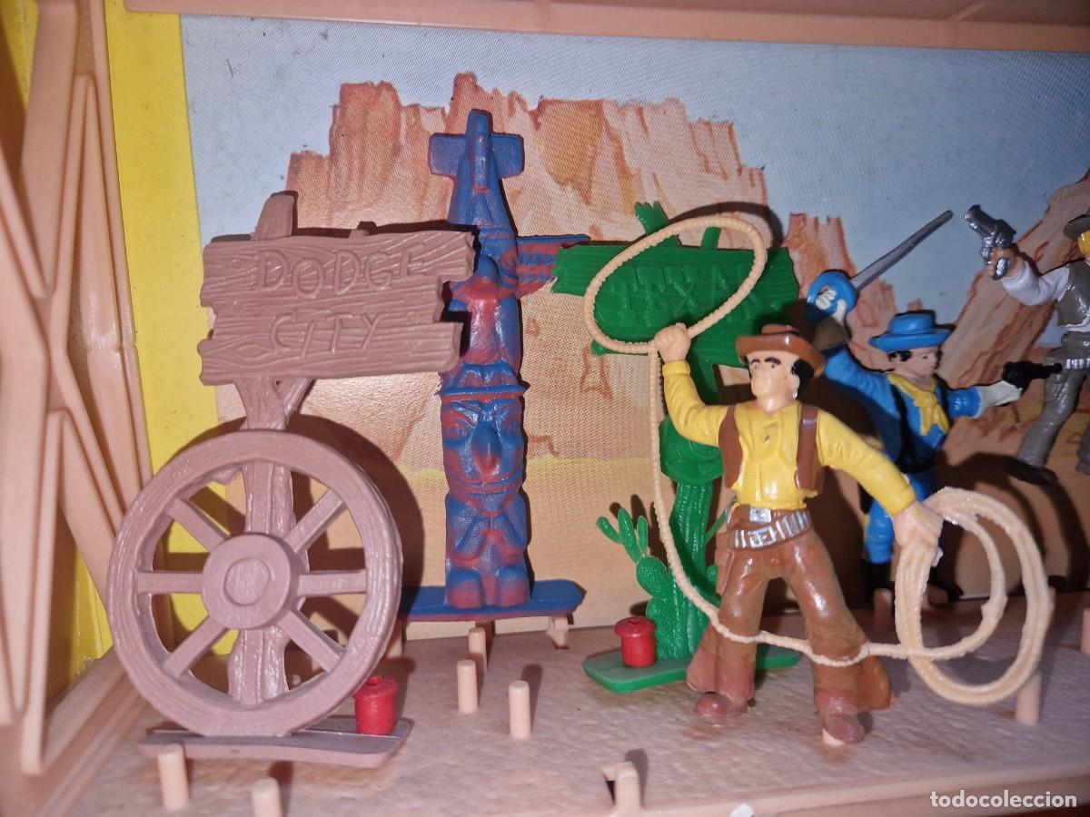 Figuras de goma y PVC: DILIGENCIA COMANSI , COMANSI WEST , - Foto 4