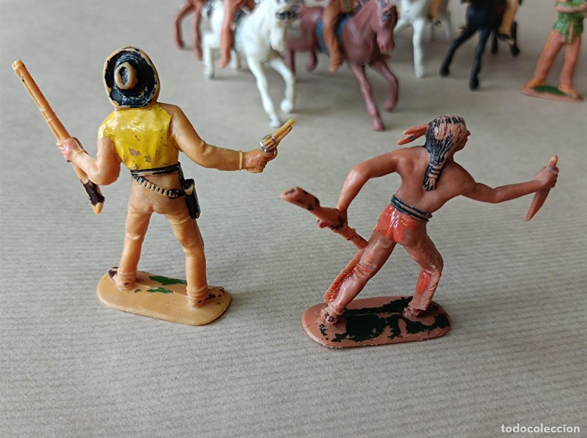Figuras de goma y PVC: LOTE INDIOS Y VAQUEROS DE PL&Aacute;STICO FABRICANTE JECSAN - Foto 3