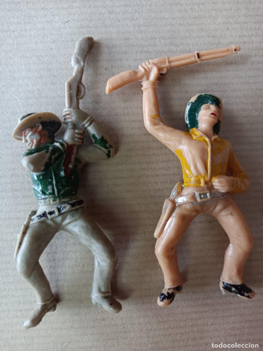 Figuras de goma y PVC: LOTE INDIOS Y VAQUEROS DE PL&Aacute;STICO FABRICANTE JECSAN - Foto 11