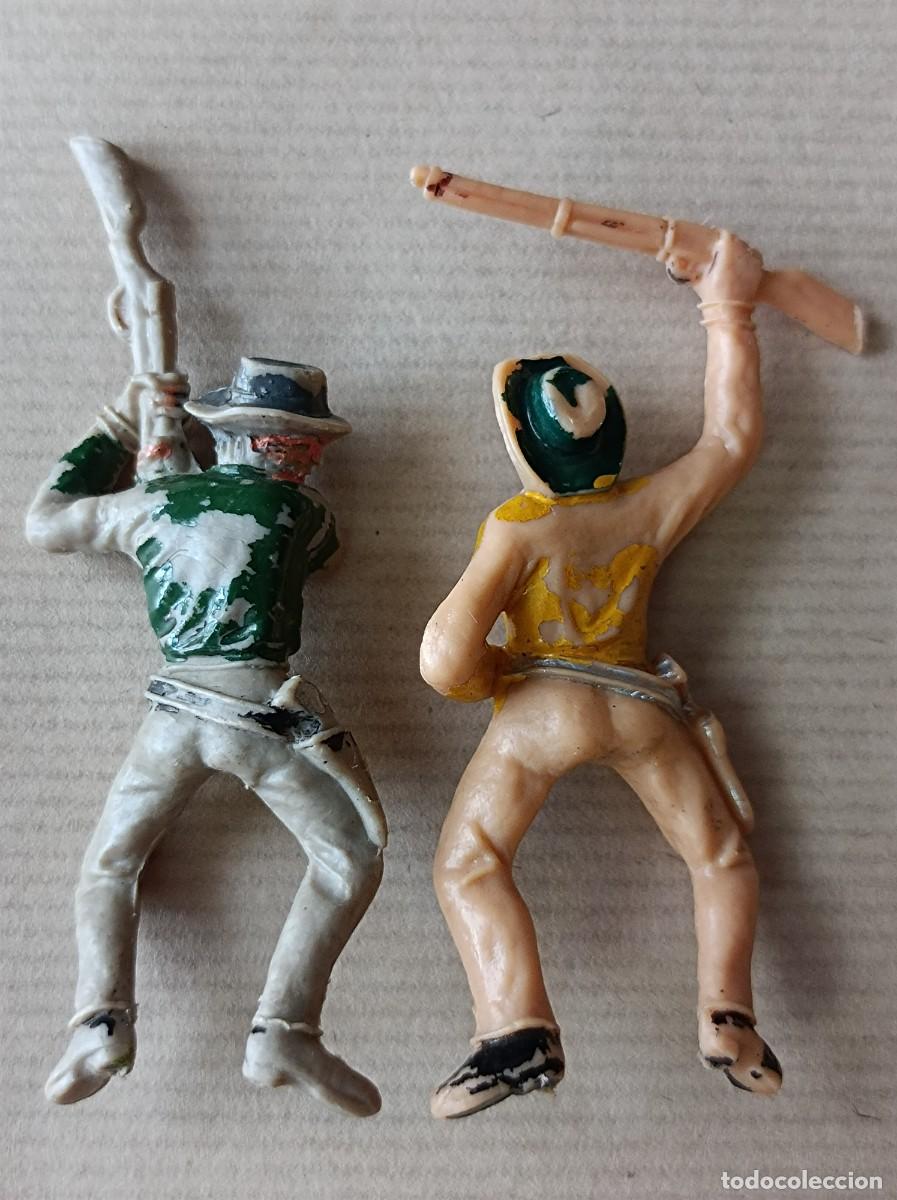 Figuras de goma y PVC: LOTE INDIOS Y VAQUEROS DE PL&Aacute;STICO FABRICANTE JECSAN - Foto 12