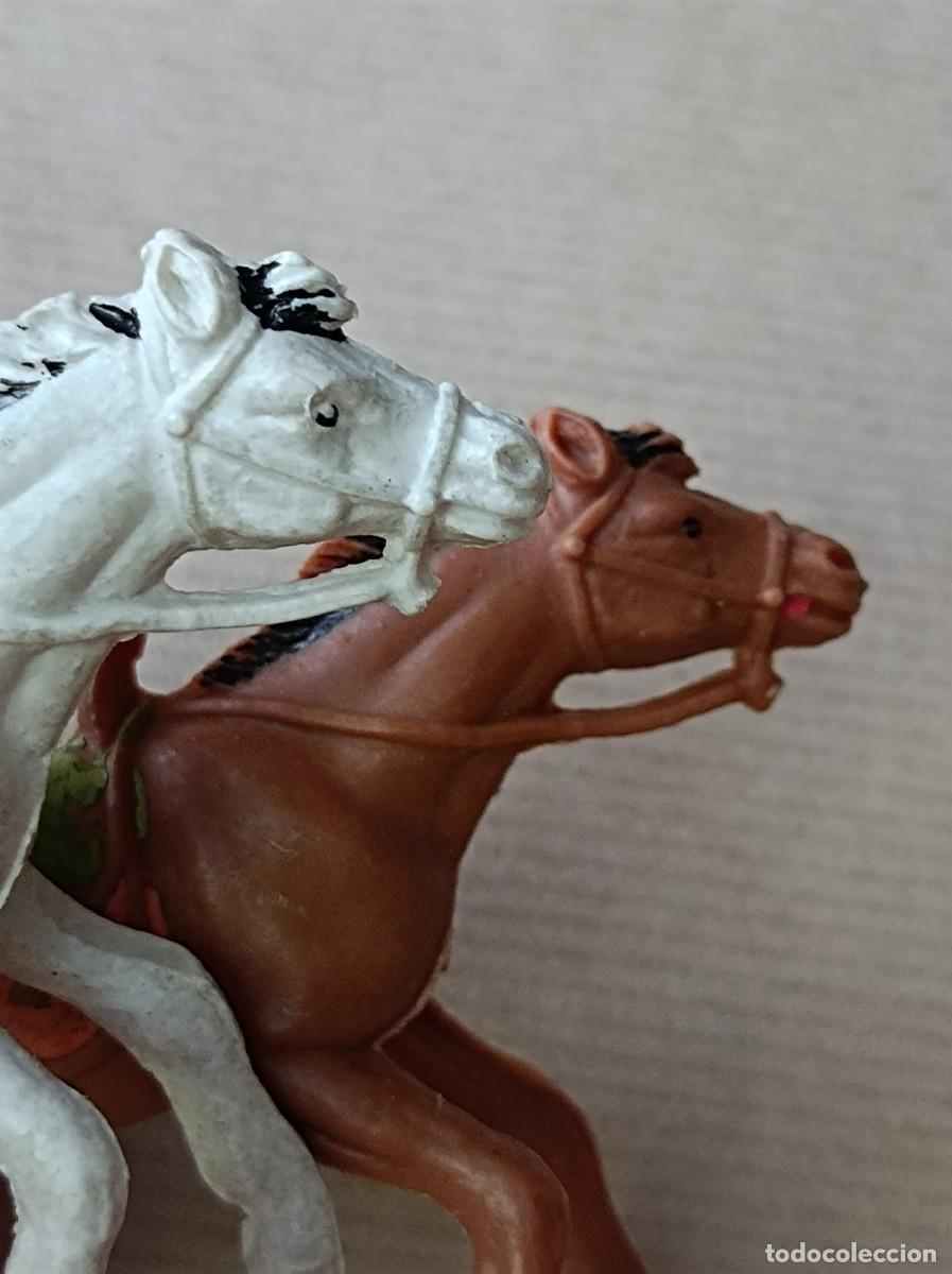 Figuras de goma y PVC: LOTE INDIOS Y VAQUEROS DE PL&Aacute;STICO FABRICANTE JECSAN - Foto 23