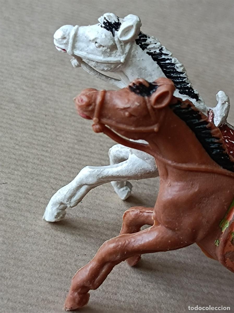 Figuras de goma y PVC: LOTE INDIOS Y VAQUEROS DE PL&Aacute;STICO FABRICANTE JECSAN - Foto 24