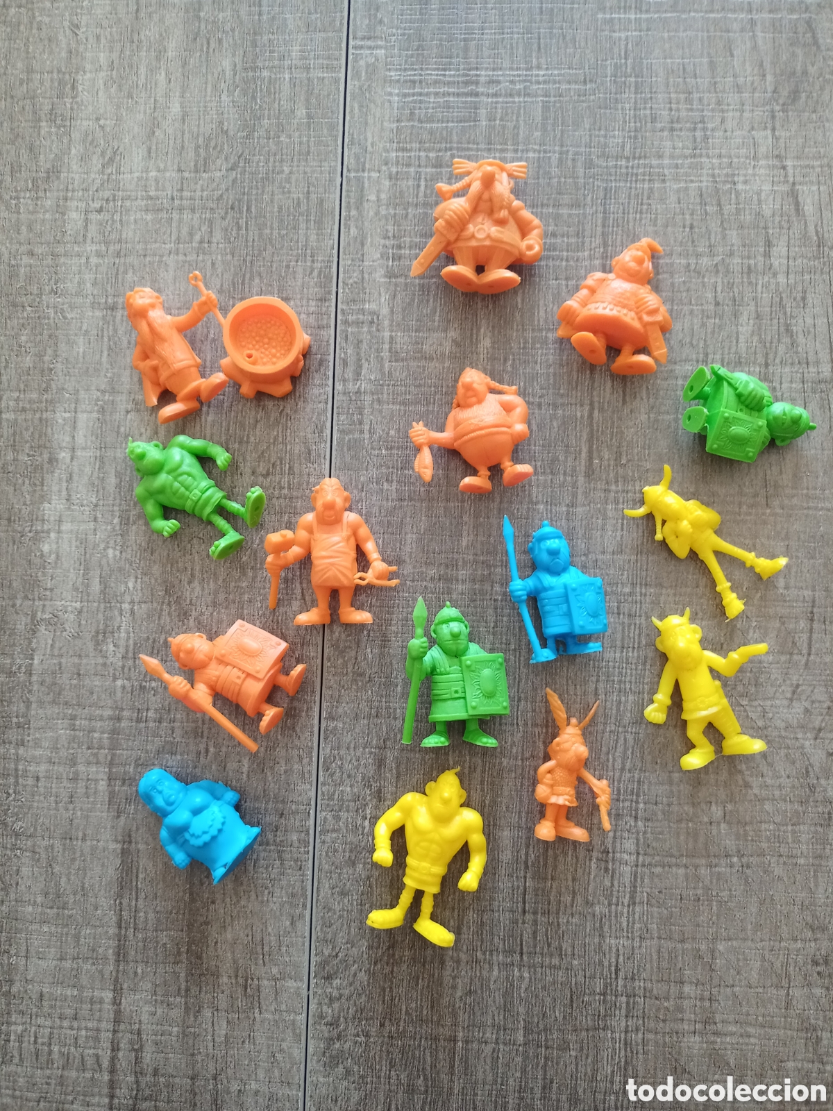 Gummi- und PVC-Figuren: Lote de figuras dibujos animados Ast&eacute;rix tipo dunkin originales a&ntilde;os 70 80
