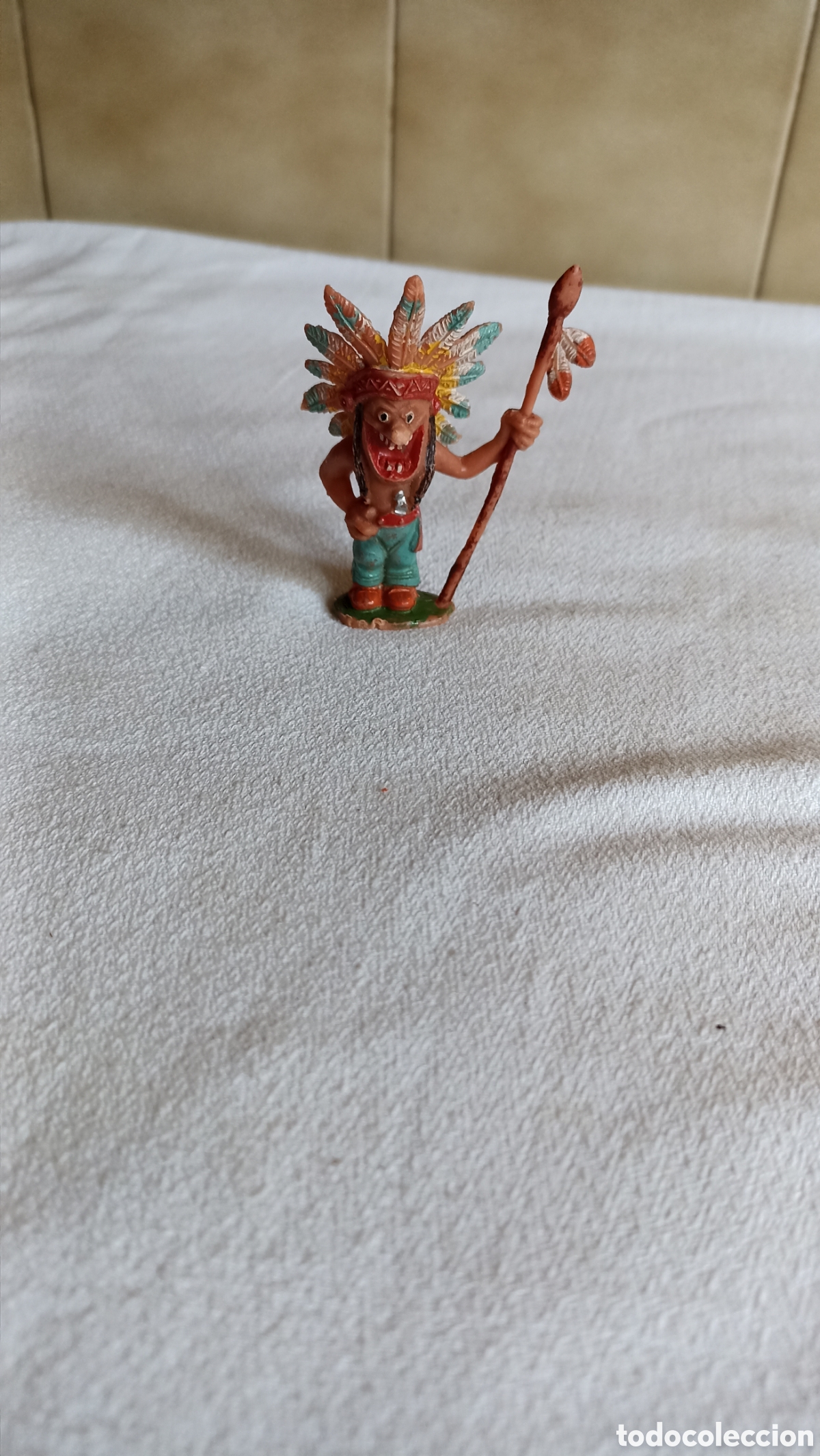 Figuras de goma y PVC: Figura Indio Serie los Boybis