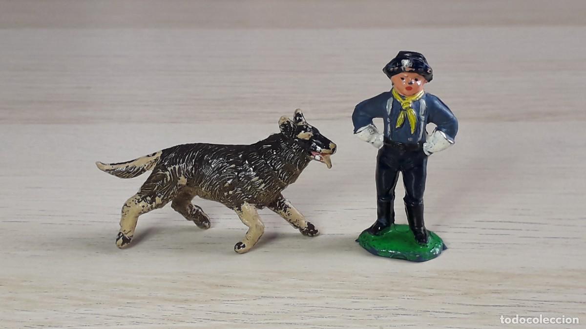 Figuras de goma y PVC: Cabo Rusty y Perro Federal Yankee, serie Rin Tin Tin, goma, Jecsan Spain, original a&ntilde;os 50.