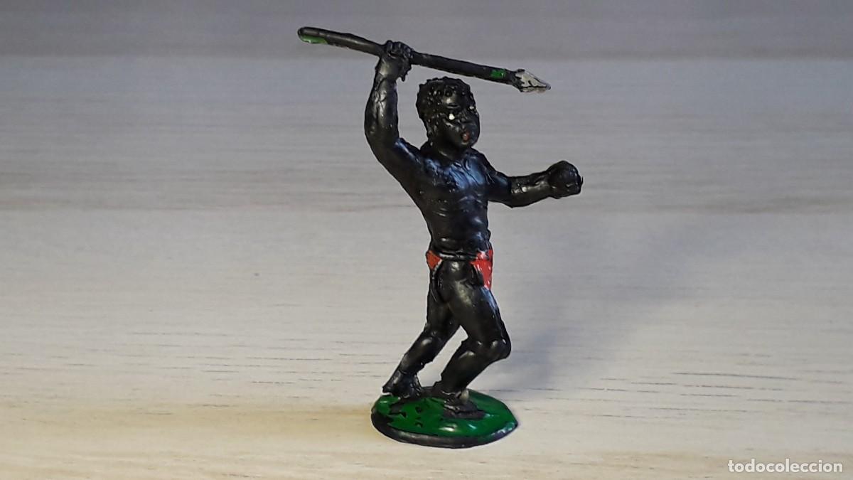 Figuras de goma y PVC: Guerrero negro Safari serie &Aacute;frica Misteriosa, goma, Lafredo Spain, original a&ntilde;os 50-60.