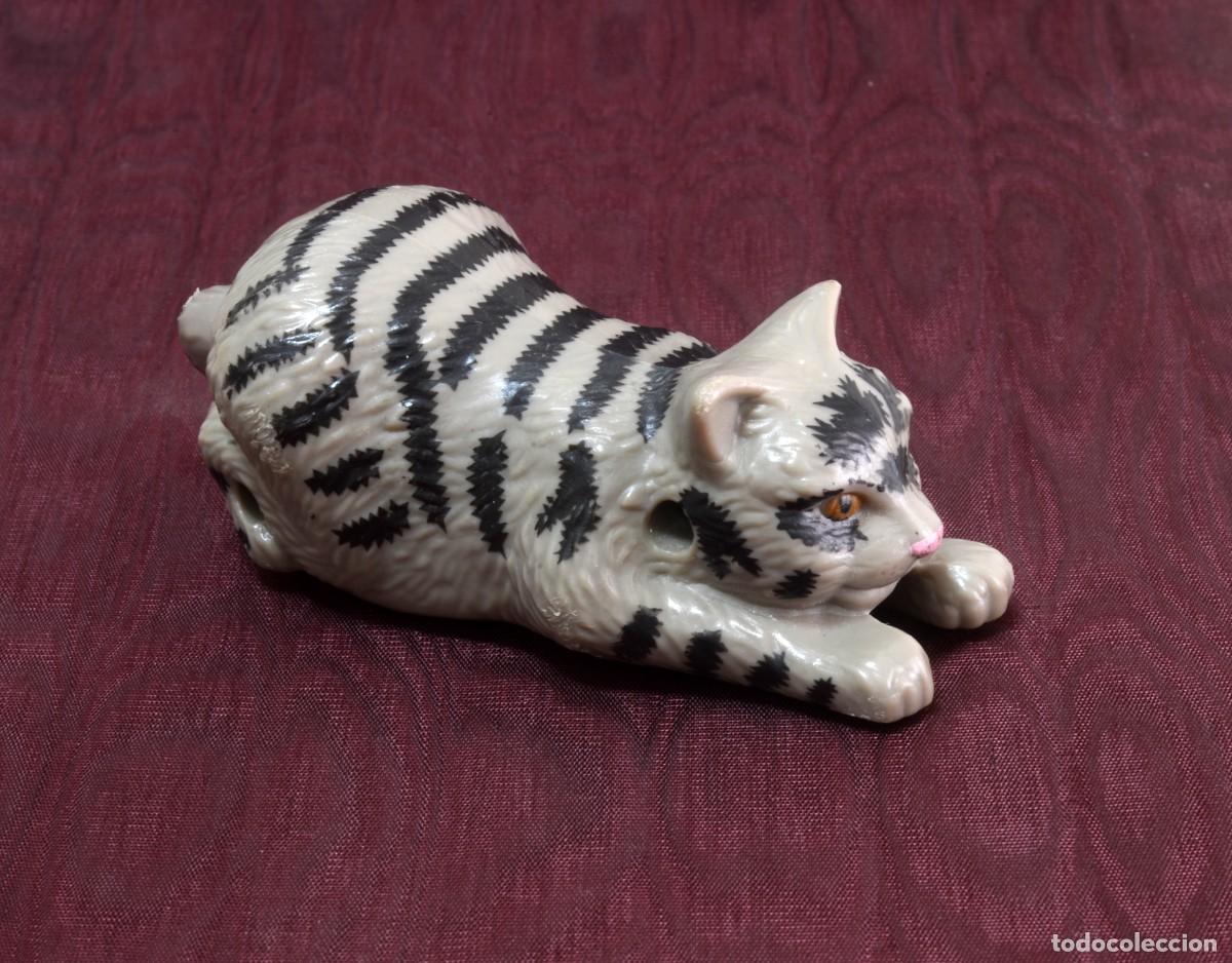 Figuras de goma y PVC: Juguete de cuerda Burger King (?) con forma de gato atigrado