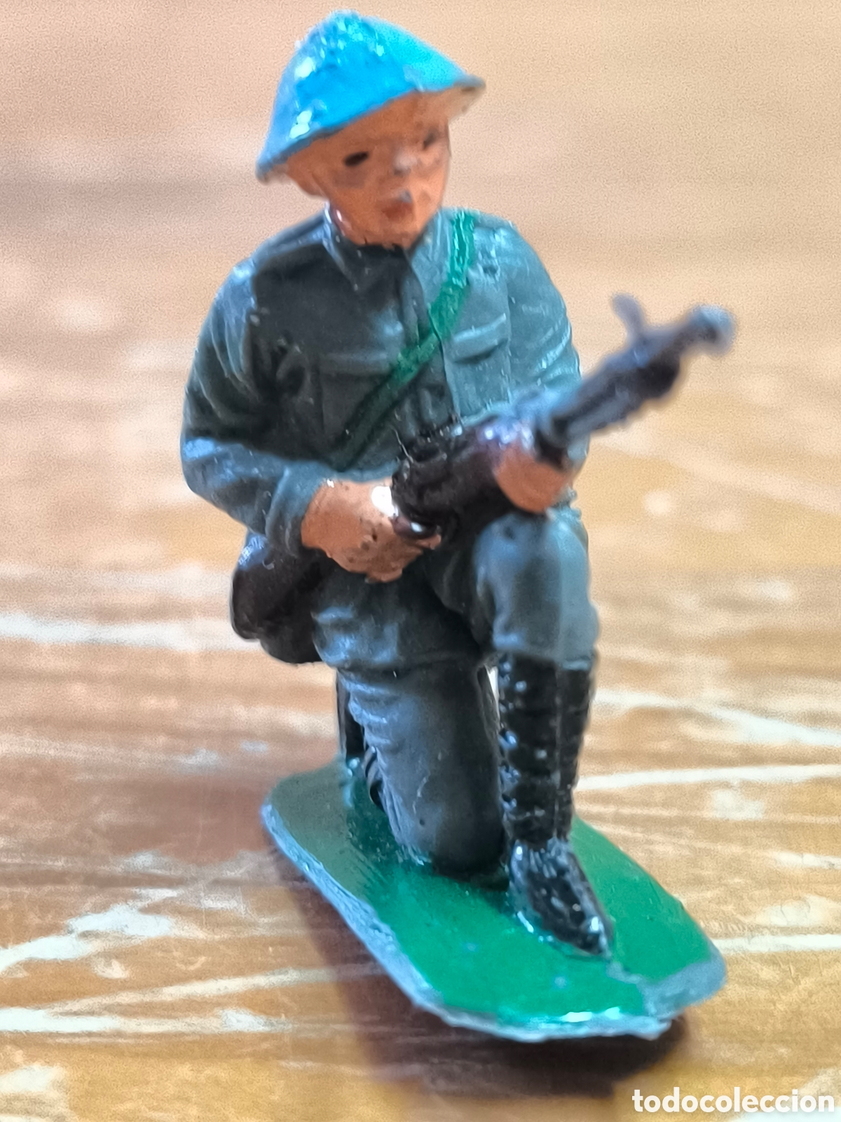 Figuras de goma y PVC: Soldado casco azul japones jecsan