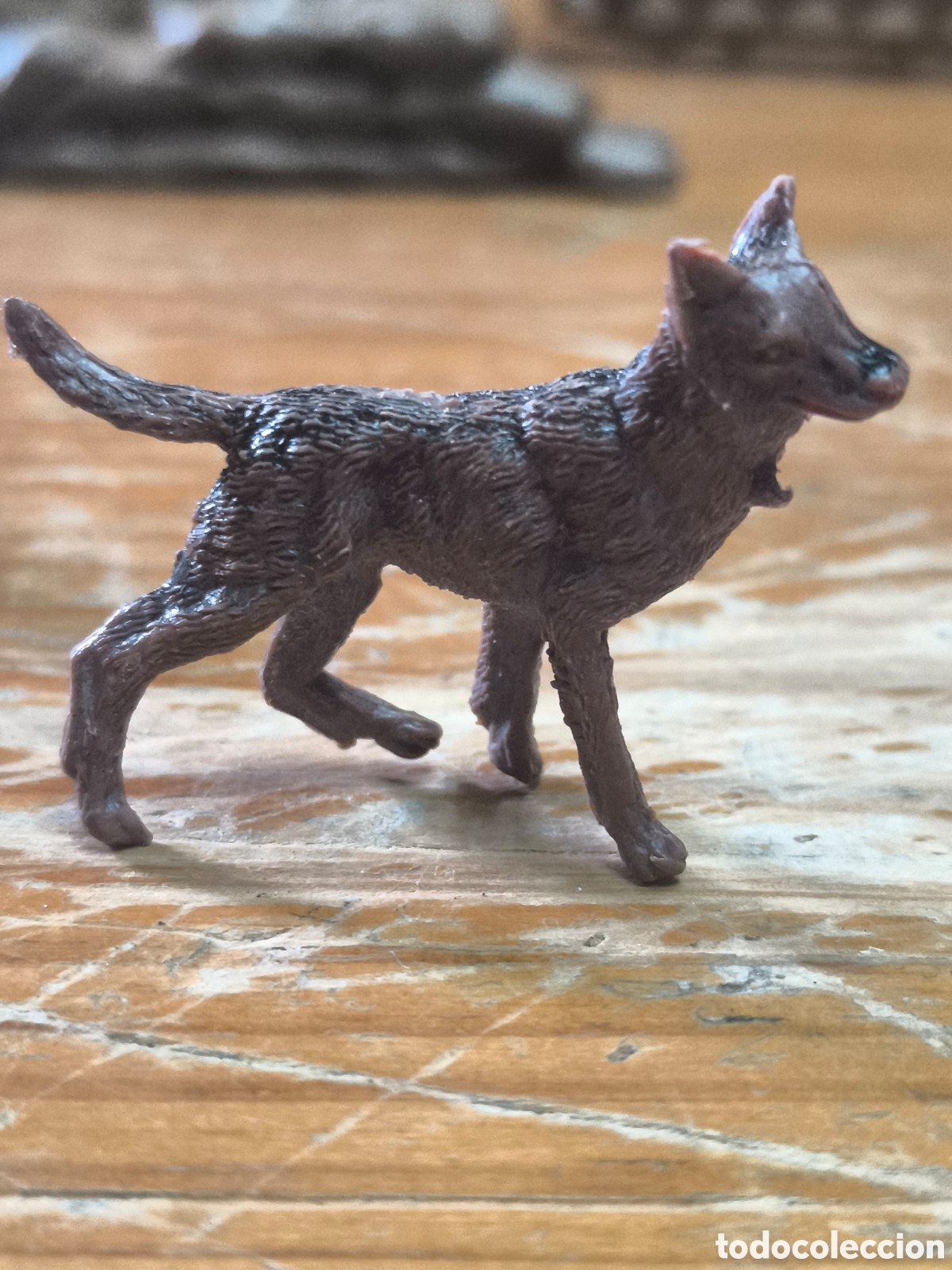 Figuras de goma y PVC: Antiguo perro pl&aacute;stico - Foto 2