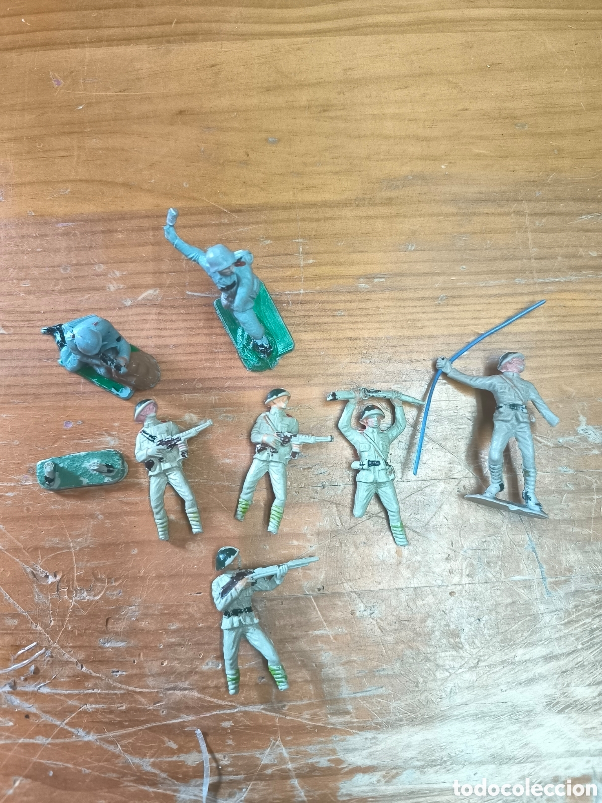 Figuras de goma y PVC: Soldados jecsan pech rotos