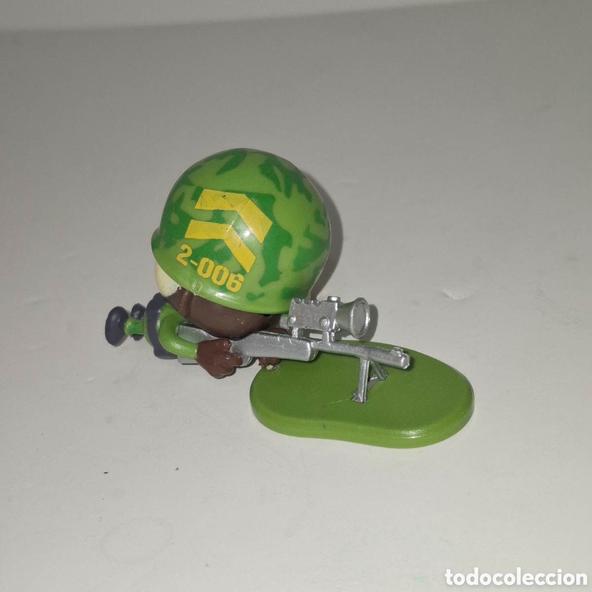 Figuras de goma y PVC: FIGURA DE PVC AWESOME LITTLE GREEN MEN MGA SOLDADO CON AMETRALLADORA
