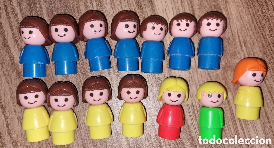 Figuras de goma y PVC: Lote figuras mu&ntilde;ecos construcci&oacute;n Fisher Price? 14 unidades juguete