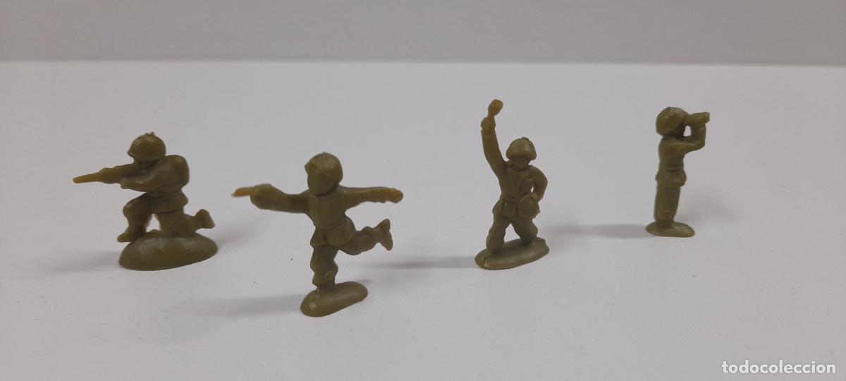 Figuras de goma y PVC: SOLDADITOS MONTAPLEX GRANDES . ORIGINALES A&Ntilde;OS 70