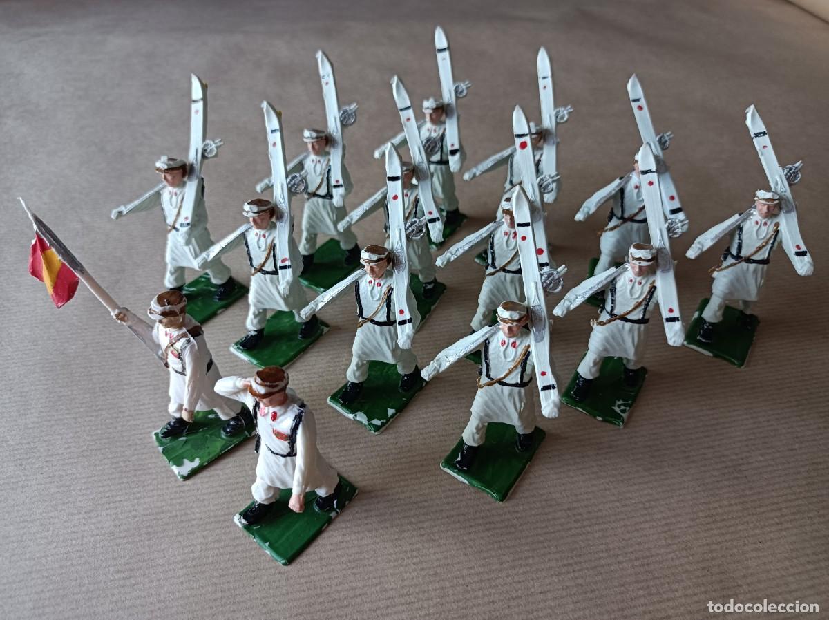 Figuras de goma y PVC: SOLDADOS DE PL&Aacute;STICO EJ&Eacute;RCITO ESPA&Ntilde;OL DESFILE ESQUIADORES - REAMSA