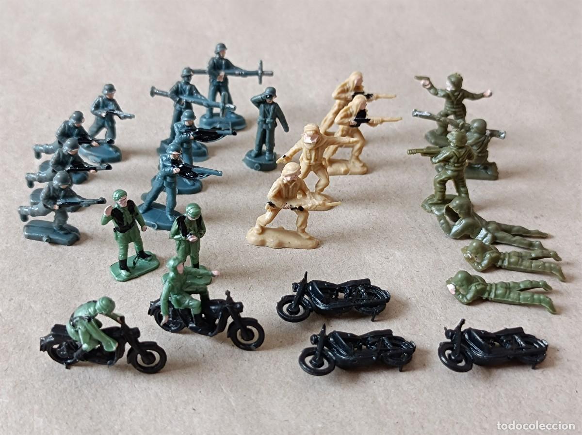 Figuras de goma y PVC: SOLDADOS DE PL&Aacute;STICO MOTOS Y VARIOS EJ&Eacute;RCITOS FABRICANTE EKO