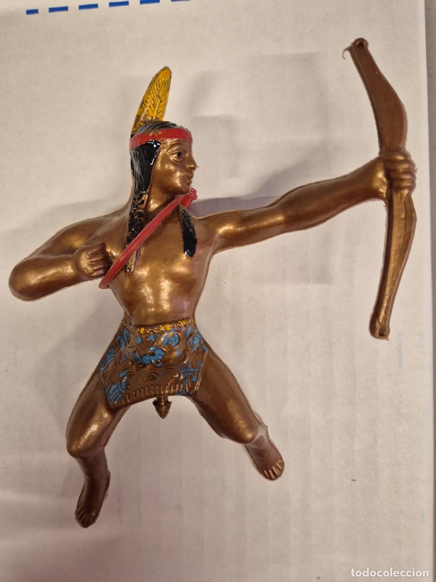 Figuras de goma y PVC: Gran indio 16 x12 cent&iacute;metros