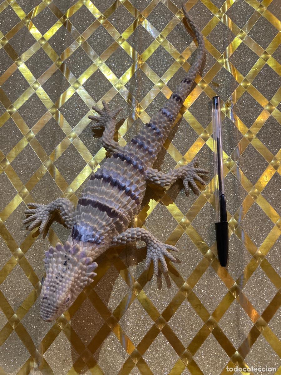 Figuras de goma y PVC: JUGUETE FIGURA DE GOMA LAGARTO !