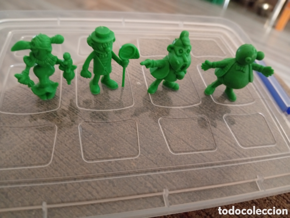 Figuras de goma y PVC: Dunkin Mortadelo perfecto estado