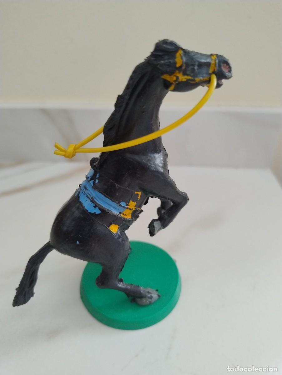 Figuras de goma y PVC: Caballo negro en peana, Estereoplast, a&ntilde;os 50/60