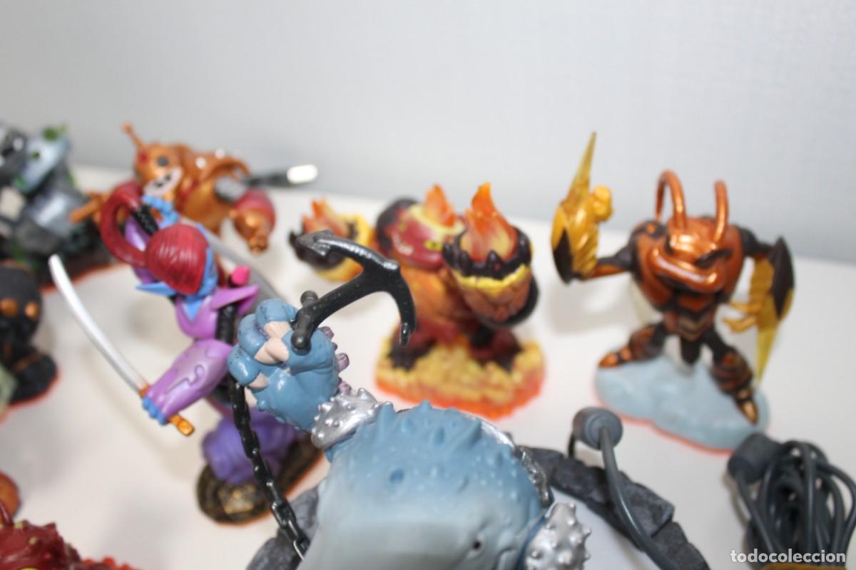 Figuras de goma y PVC: LOTE DE MU&Ntilde;ECOS SKYLANDERS ACTIVISION CON 2 BASES - Foto 6