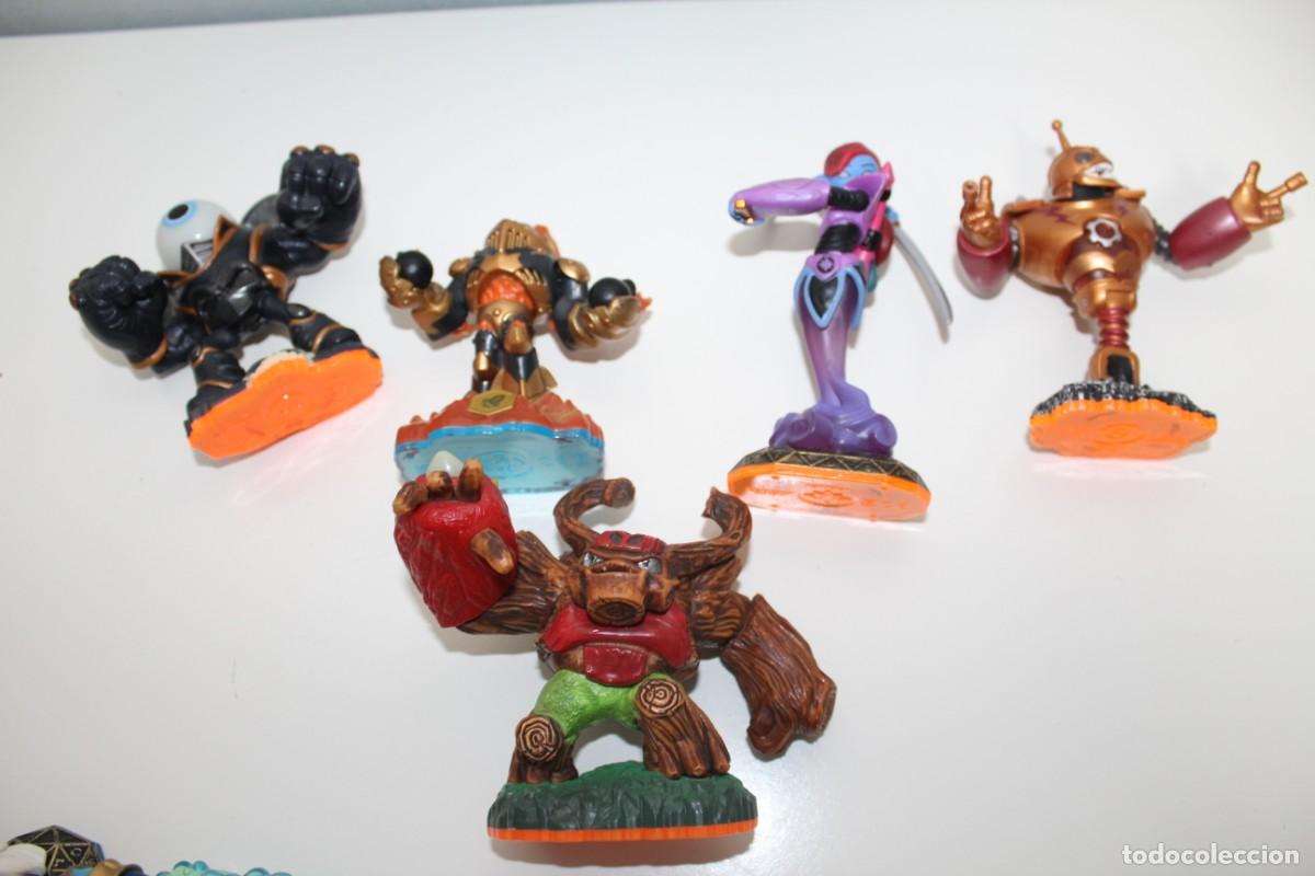 Figuras de goma y PVC: LOTE DE MU&Ntilde;ECOS SKYLANDERS ACTIVISION CON 2 BASES - Foto 10