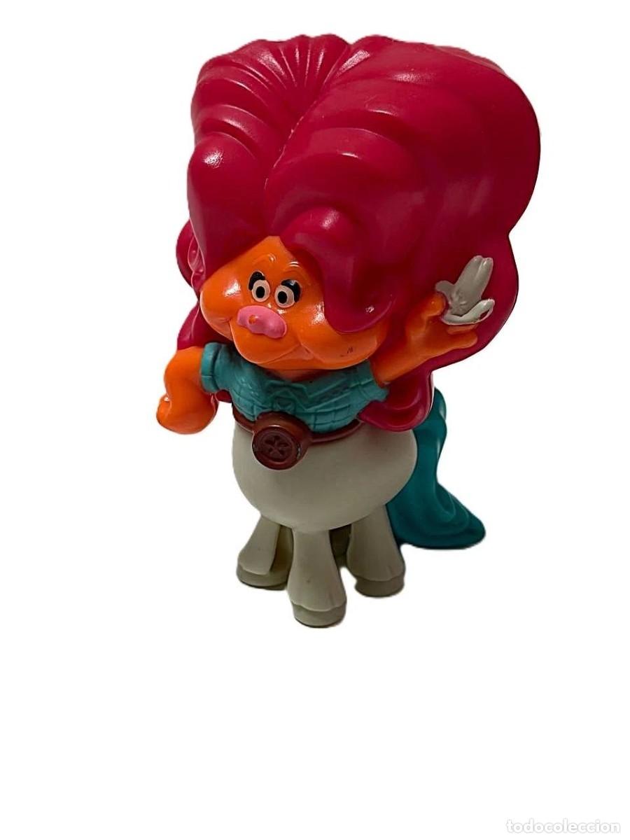 Figurines en Caoutchouc et PVC: DELTA DAWN TROLLS WORLD McDonald's 2020 10x7 cm.