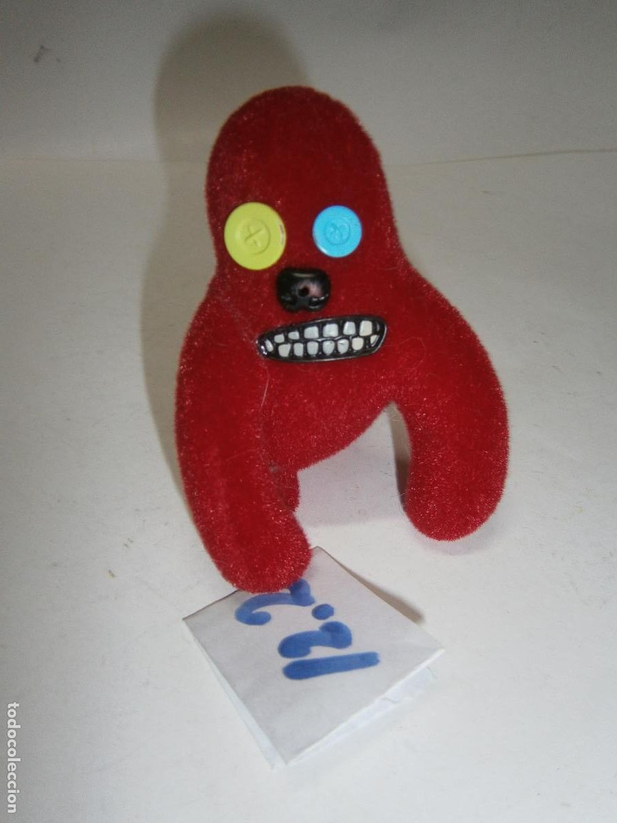 Figuras de goma y PVC: FIGURA DE GOMA O PVC - FUGGLER ELECTRONICO PEDORRETA
