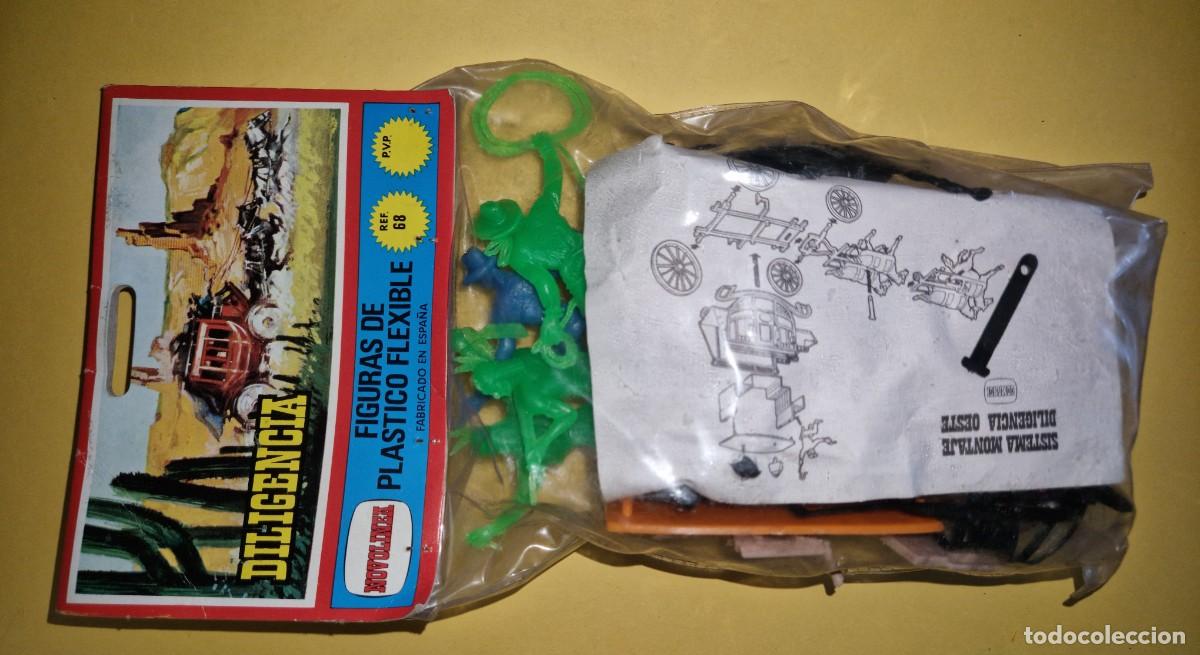 Figuras de goma y PVC: DILIGENCIA DE COMANSI CON VAQUEROS Y INDIOS - Foto 3