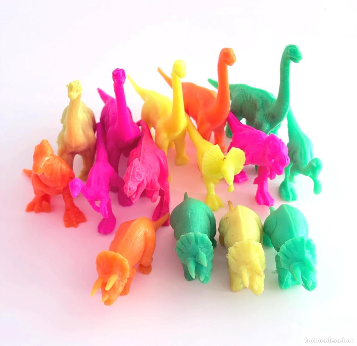 Figure di Gomma e PVC: Lote x15 PVC mu&ntilde;ecos monocromos Dinosaurios Yolanda made in Spain Jurissic Park 1993 vintage