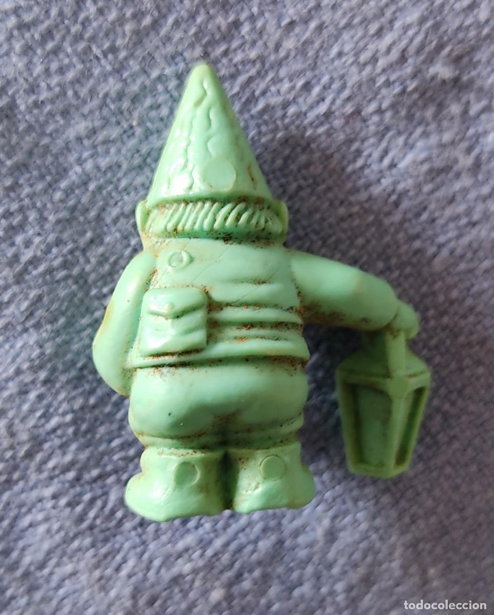 Figuras de goma Kinder: FIGURA GNOMO KINDER DUNKIN - Foto 2