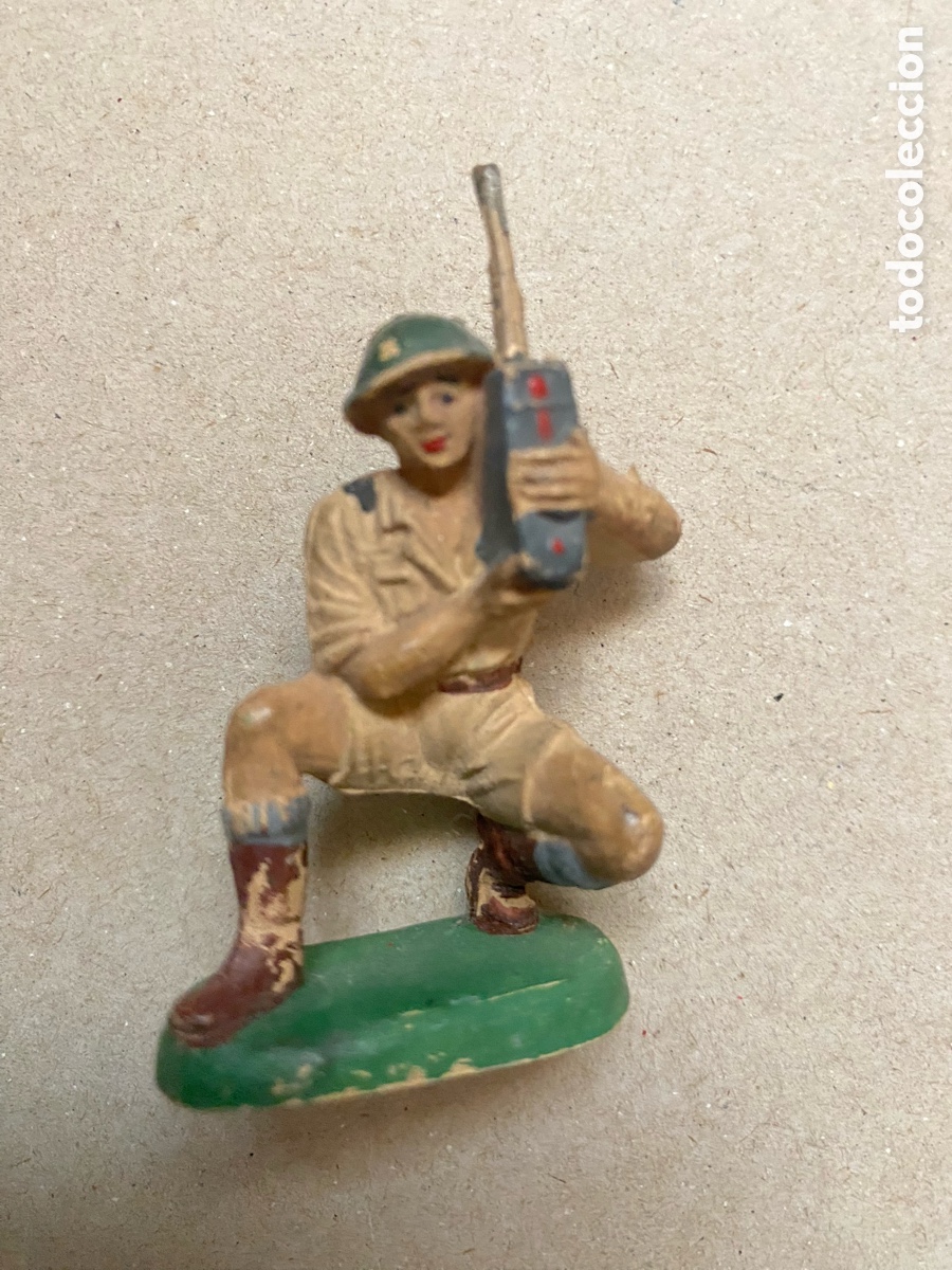 Figuras de goma y PVC: Soldado ingl&eacute;s Pech Hnos