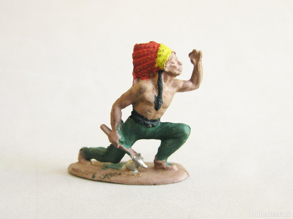 Figuras de goma y PVC: FIGURA DE GOMA DE UN SOLDADO INDIO STARLUX. BUEN ESTADO. A&Ntilde;OS 60