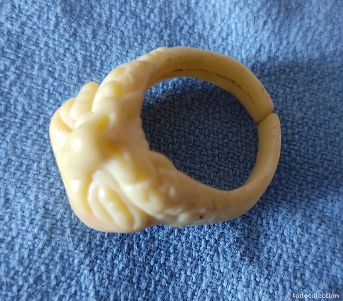 Figuras de goma y PVC: ANILLO DUNKIN MATUTANO A&Ntilde;OS 70/80
