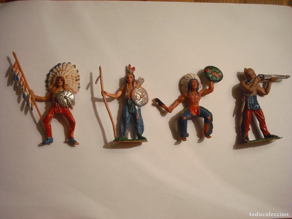 Rubber and PVC Figures: ANTIGUO LOTE DE 4 FIGURAS DE INDIOS ORIGINALES A&Ntilde;OS 60/ 70 ( PECH. JECKSAN REAMSA ?)