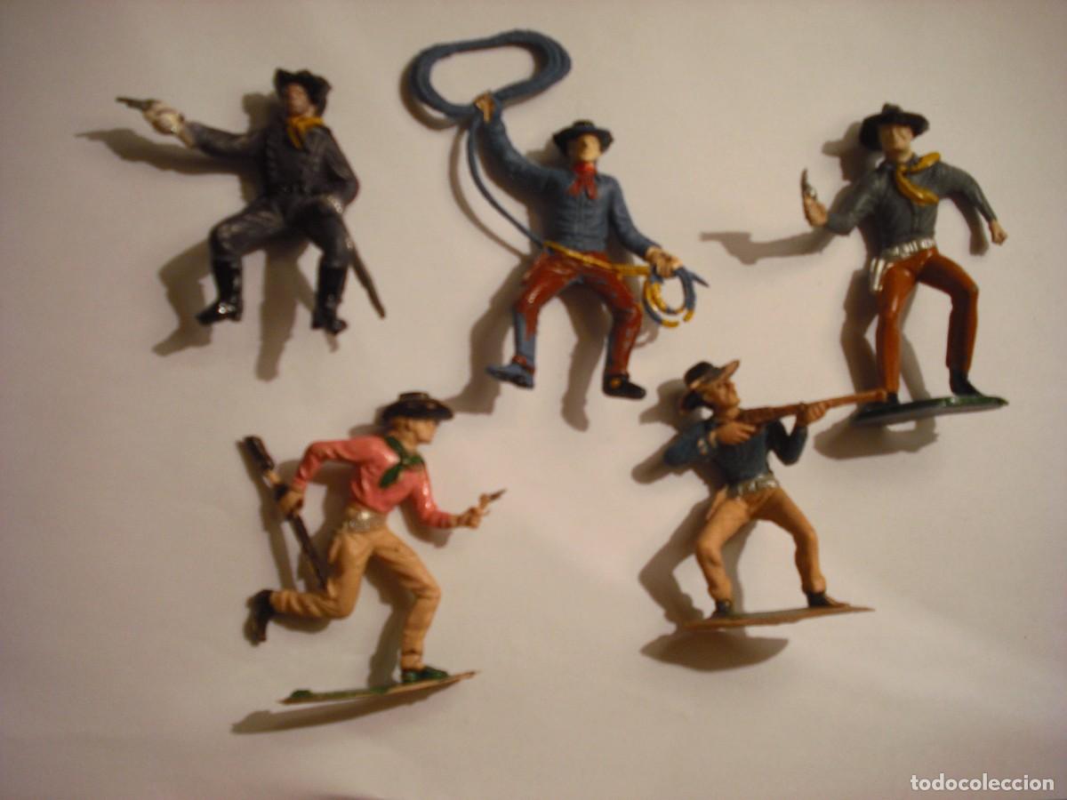 Figure di Gomma e PVC: ANTIGUO LOTE DE 5 FIGURAS DE VAQUEROS Y SOLDADO, ORIGINALES A&Ntilde;OS 60/70 (PECH, JECSAN, REAMSA ? )