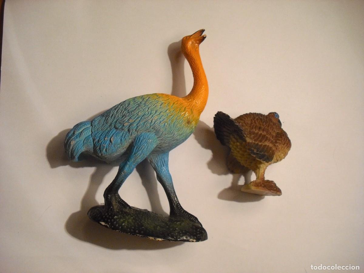 Figure di Gomma e PVC: LOTE DE DOA AVES : UN AVESTRUZ Y UN PAVO REAL , PVC