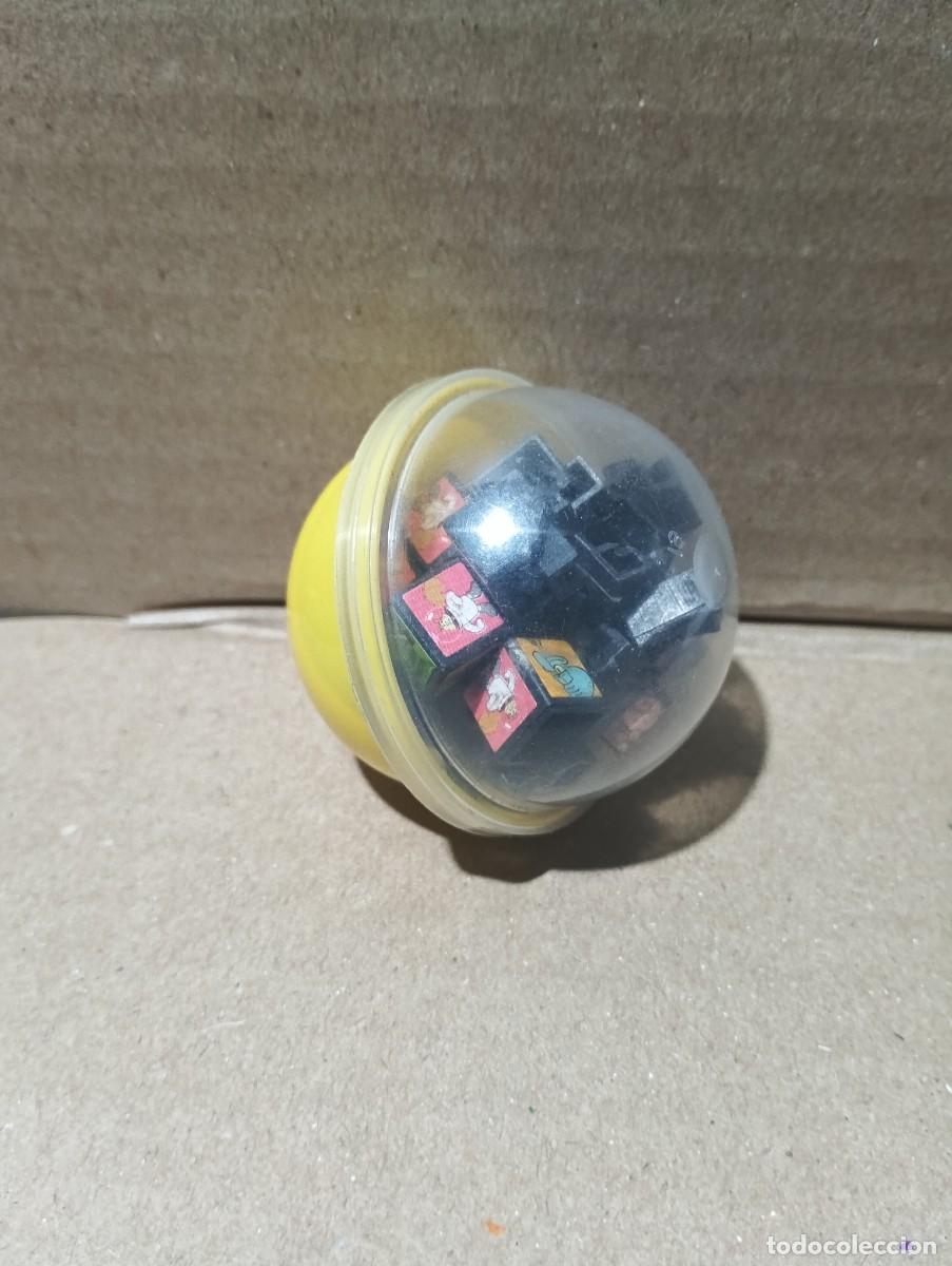 Figuras de goma y PVC: GASHAPON-CAPSULA-COLECC.