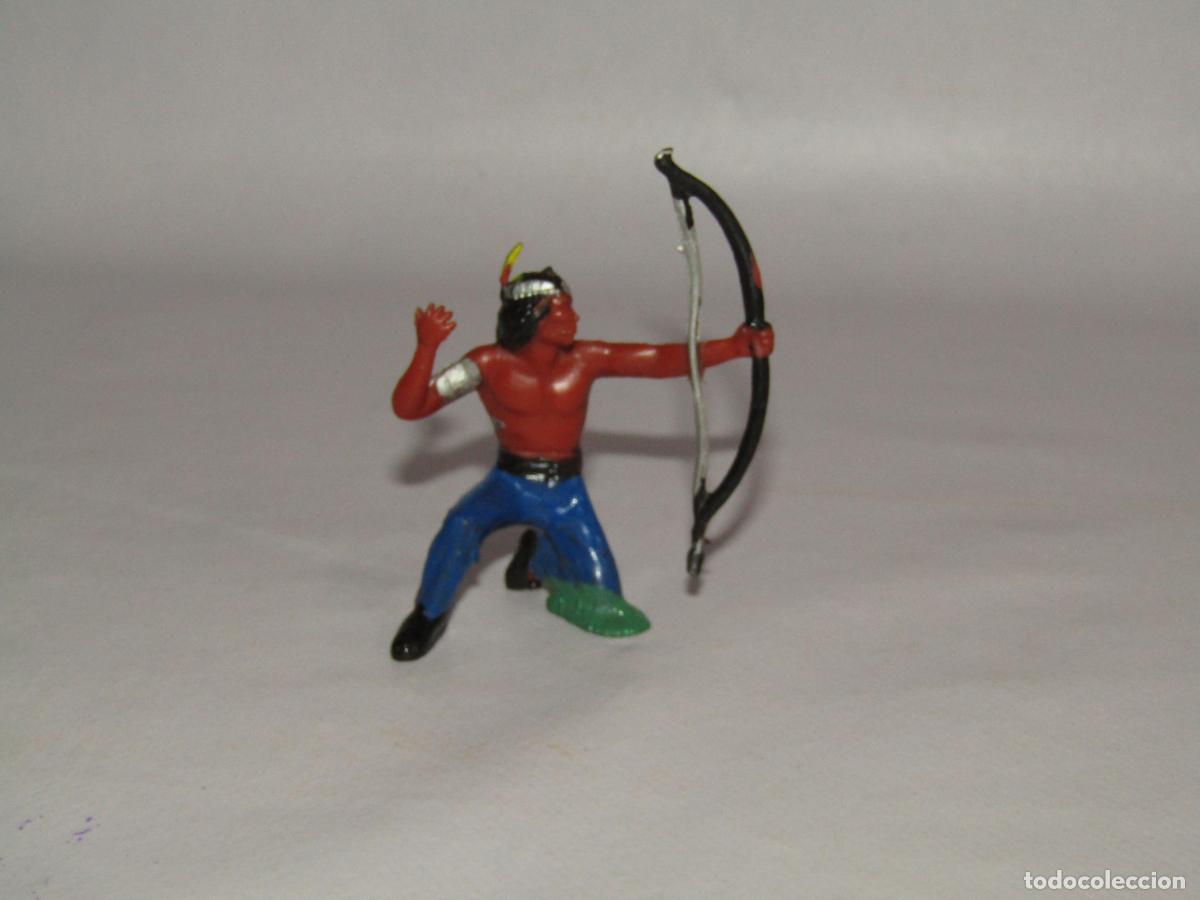 Figuras de goma y PVC: Antiguo Indio Piel Roja de Goma Marcada GERMANY - A&ntilde;o 1970-80s.