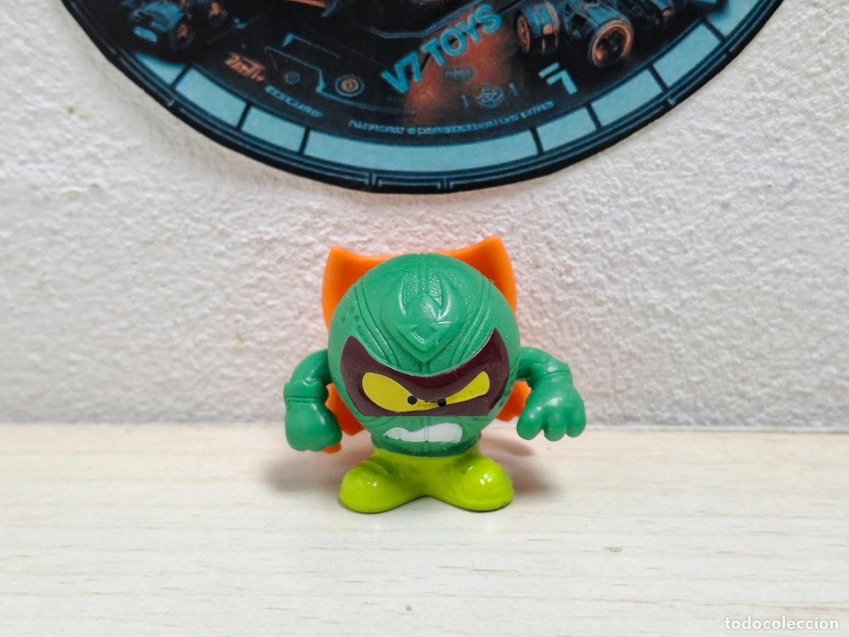 Figuras de goma y PVC: Superzings Bad Bounce 786 Serie 10 Magic Box Superthings