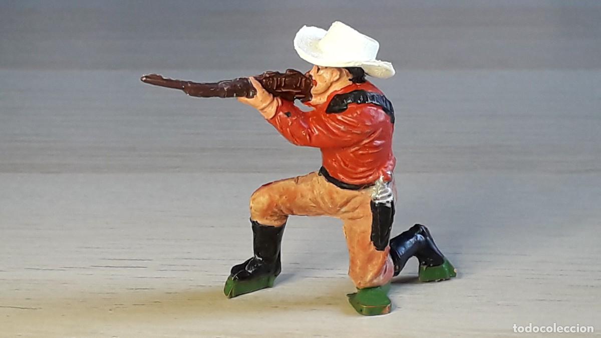 Figuras de goma y PVC: Explorador Cazador Safari &Aacute;frica, goma, Jecsan made in Spain, original a&ntilde;os 50-60.