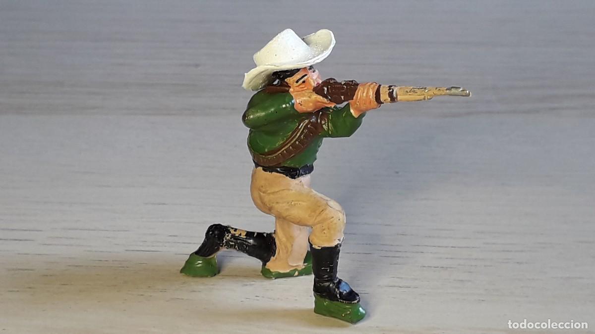 Figuras de goma y PVC: Explorador Cazador Safari &Aacute;frica, goma, Jecsan made in Spain, original a&ntilde;os 50-60.