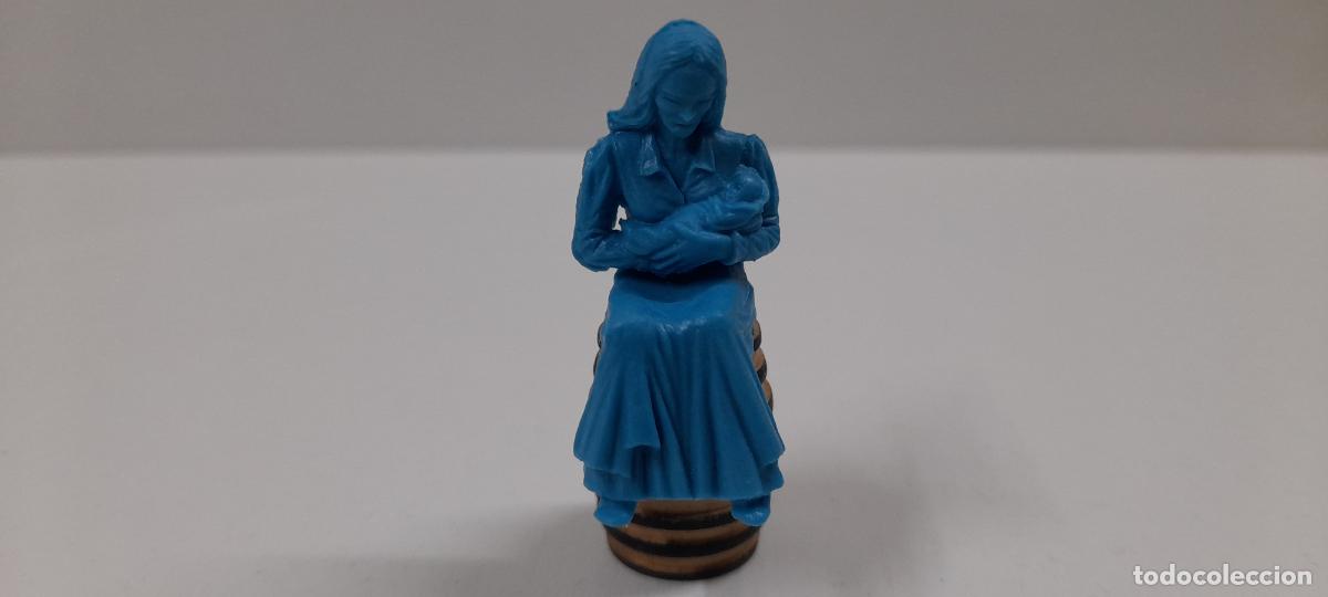 Figuras de goma y PVC: SE&Ntilde;ORA FIGURA ASALTO A LA DILIGENCIA . GOMARSA - MOLDE REAMSA PLASTICO MONOCOLOR . ORIGINAL A&Ntilde;OS 70