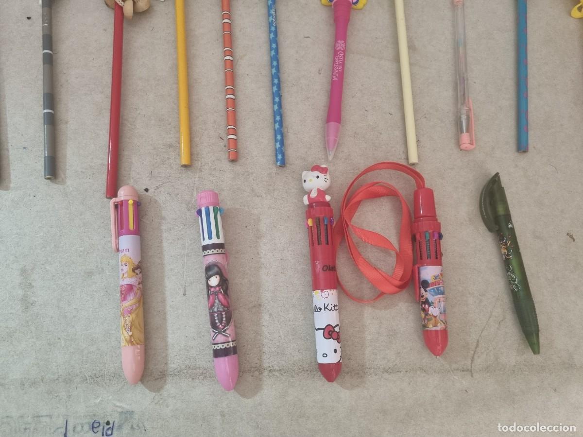 Figuras de goma y PVC: Lote de lapices con capucha variados - Foto 8