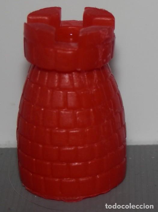 Figuras de goma y PVC: ANTIGUA FIGURA DE PL&Aacute;STICO DEL AJEDREZ DE LAS CHICLES DUNKIN A&Ntilde;OS 70