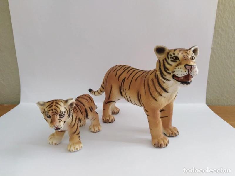 Figuras de goma y PVC: Lote Schleich Tigre 14317 y cachorro 14187