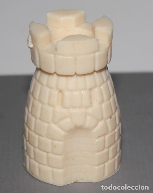 Figuras de goma y PVC: ANTIGUA FIGURA DE PL&Aacute;STICO DEL AJEDREZ DE LAS CHICLES DUNKIN A&Ntilde;OS 70