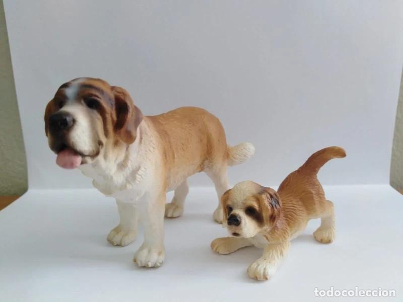 Figuras de goma y PVC: Lote perros San Bernardo 16307 y cachorro 16345