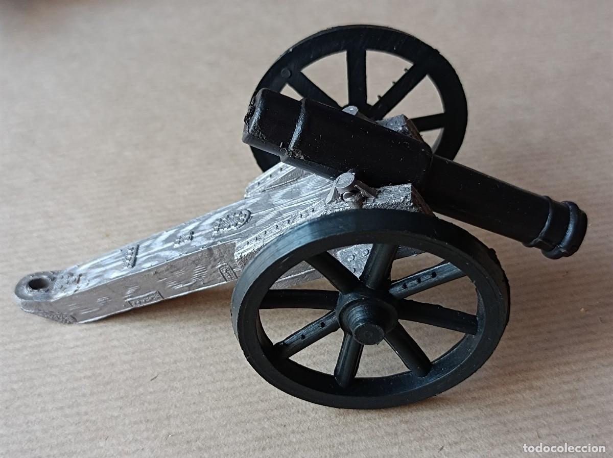 Figuras de goma y PVC: CA&Ntilde;&Oacute;N DE PL&Aacute;STICO ARTILLER&Iacute;A SERIE DOS BANDERAS NORTE Y SUR FABRICANTE JECSAN